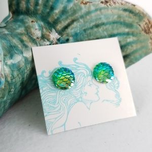 Green Mermaid Scale Flatback Stud Earrings